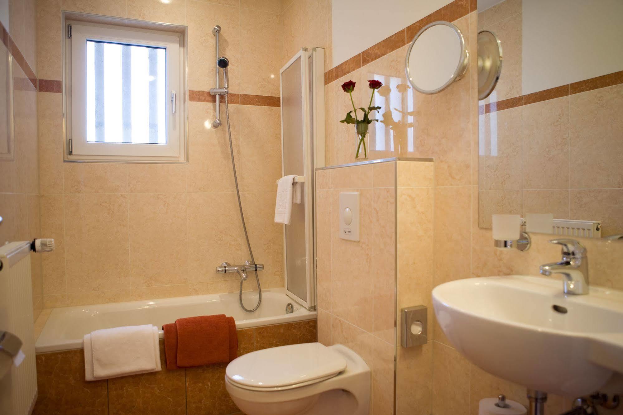 Flair Hotel Hochspessart Heigenbruecken Esterno foto
